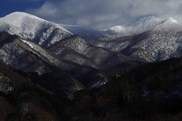 口袋妖怪漆黑的魅影怎么去第二个世界 进入二周目攻略